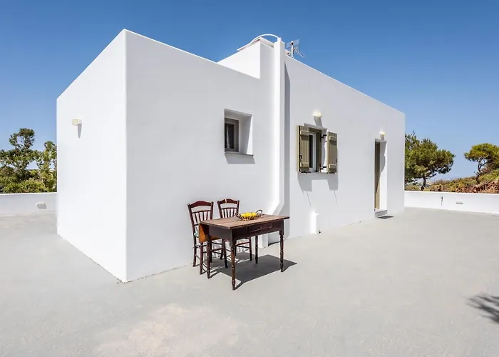 Sophia\'S Ralaki Cottage
